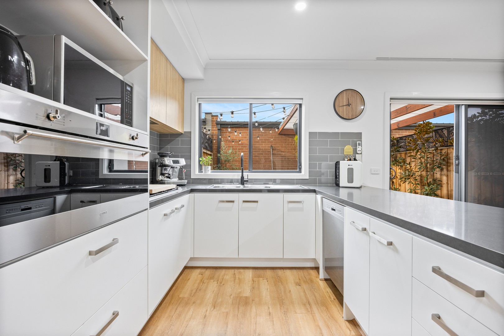 27 Mamic Boulevard, Fraser Rise, VIC 3336, Fraser Rise - Thumbnail 6