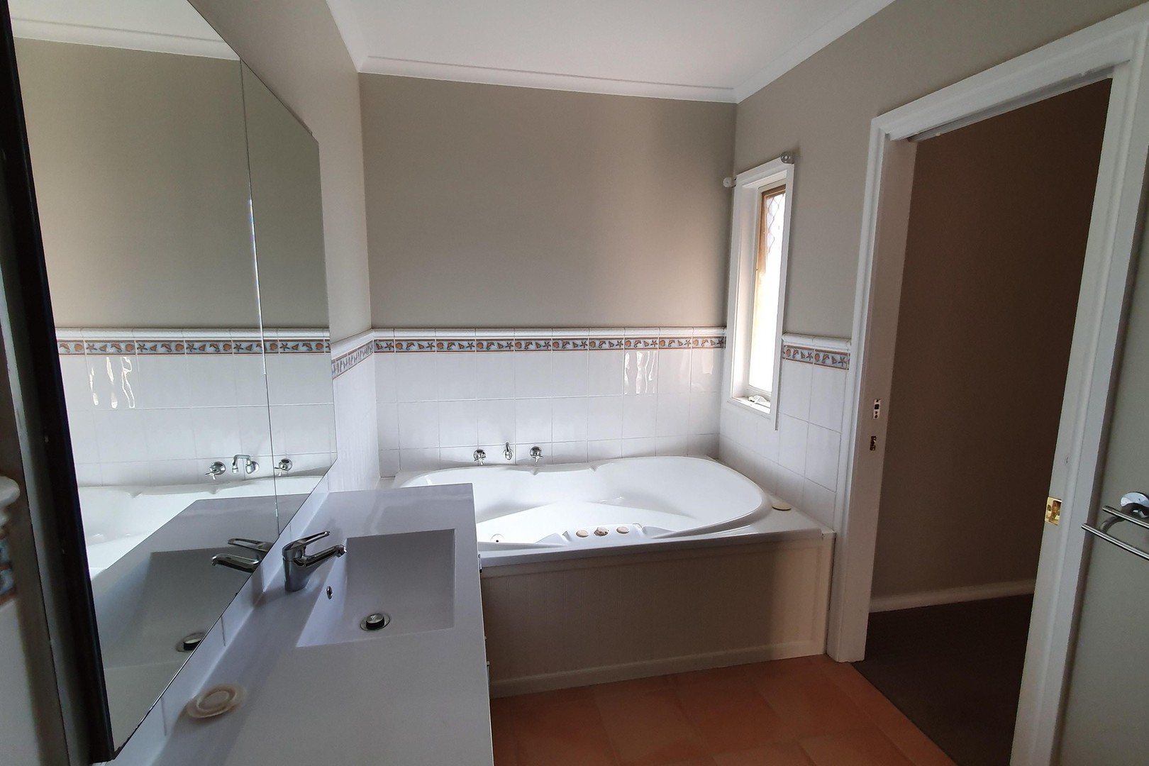 27 Manning Clark Road, Mill Park, VIC 3082, Mill Park - Thumbnail 5