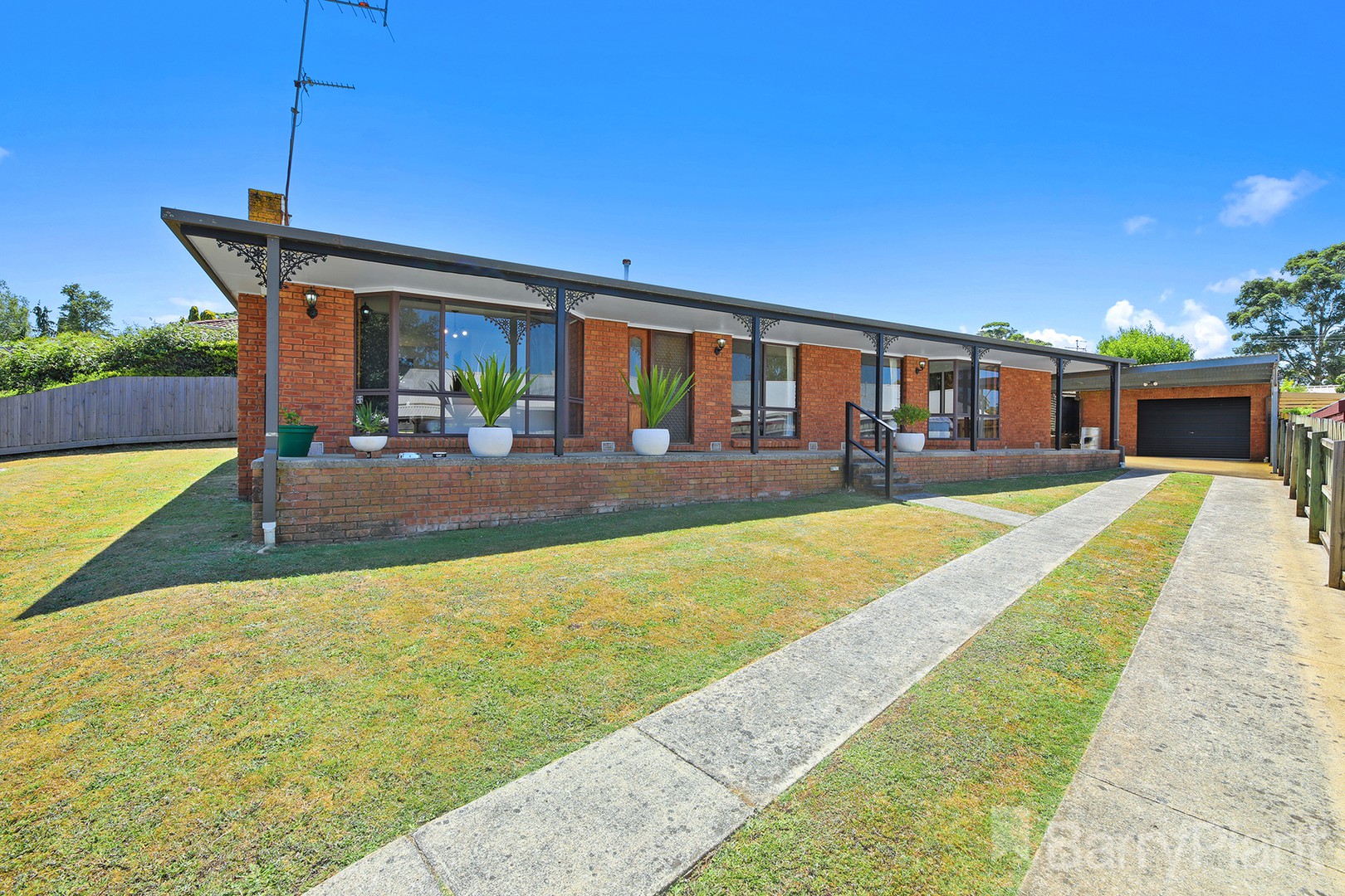 27 Margaret Street, Warragul, VIC 3820, Warragul - Thumbnail 2