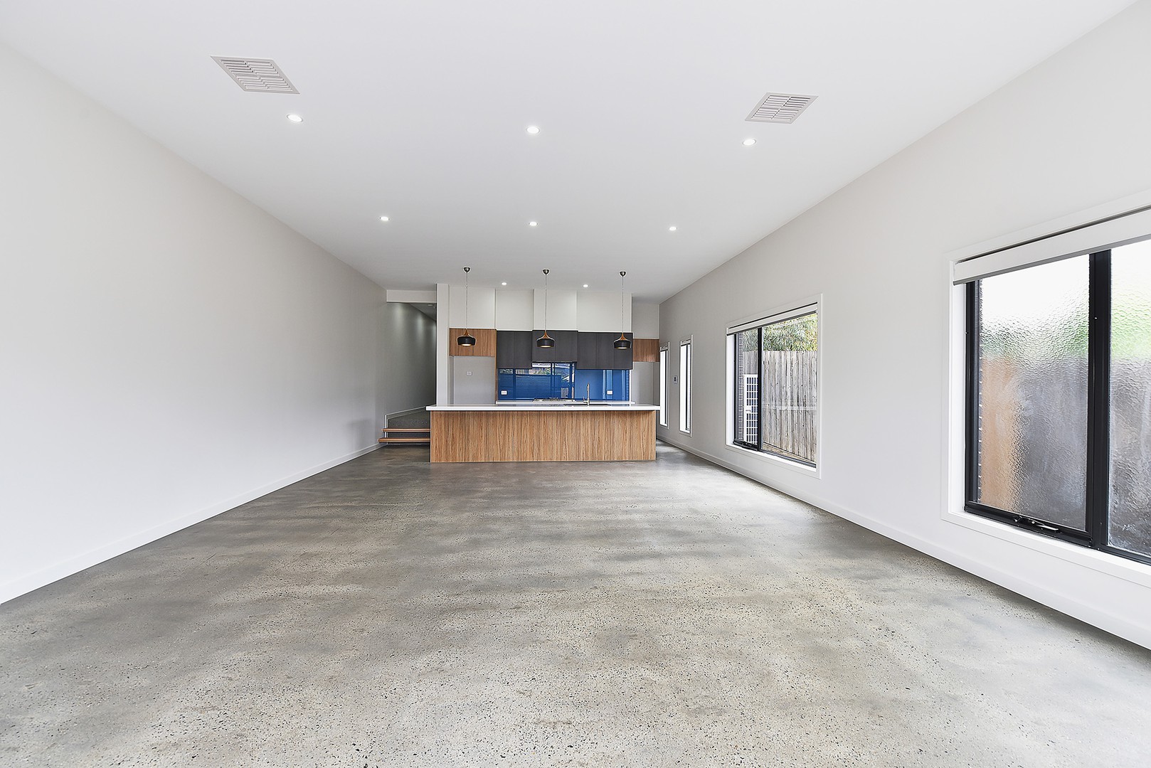 27 Mark Street, Keilor East, VIC 3033, Keilor East - Thumbnail 3