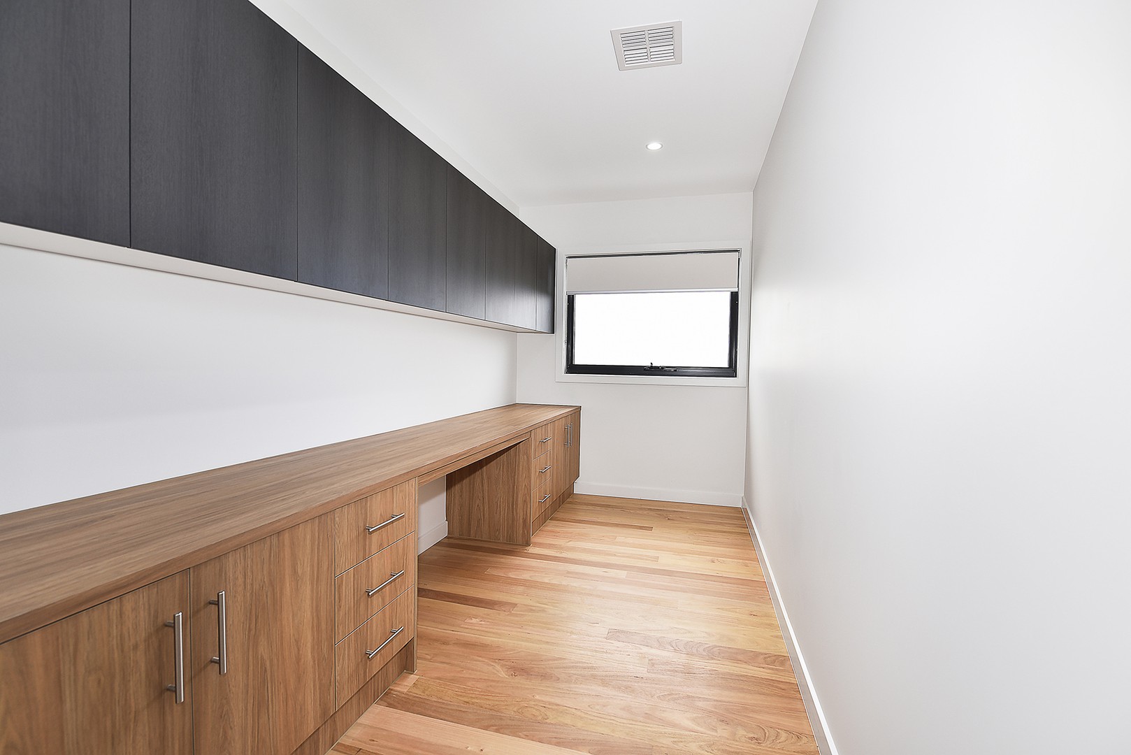 27 Mark Street, Keilor East, VIC 3033, Keilor East - Thumbnail 4