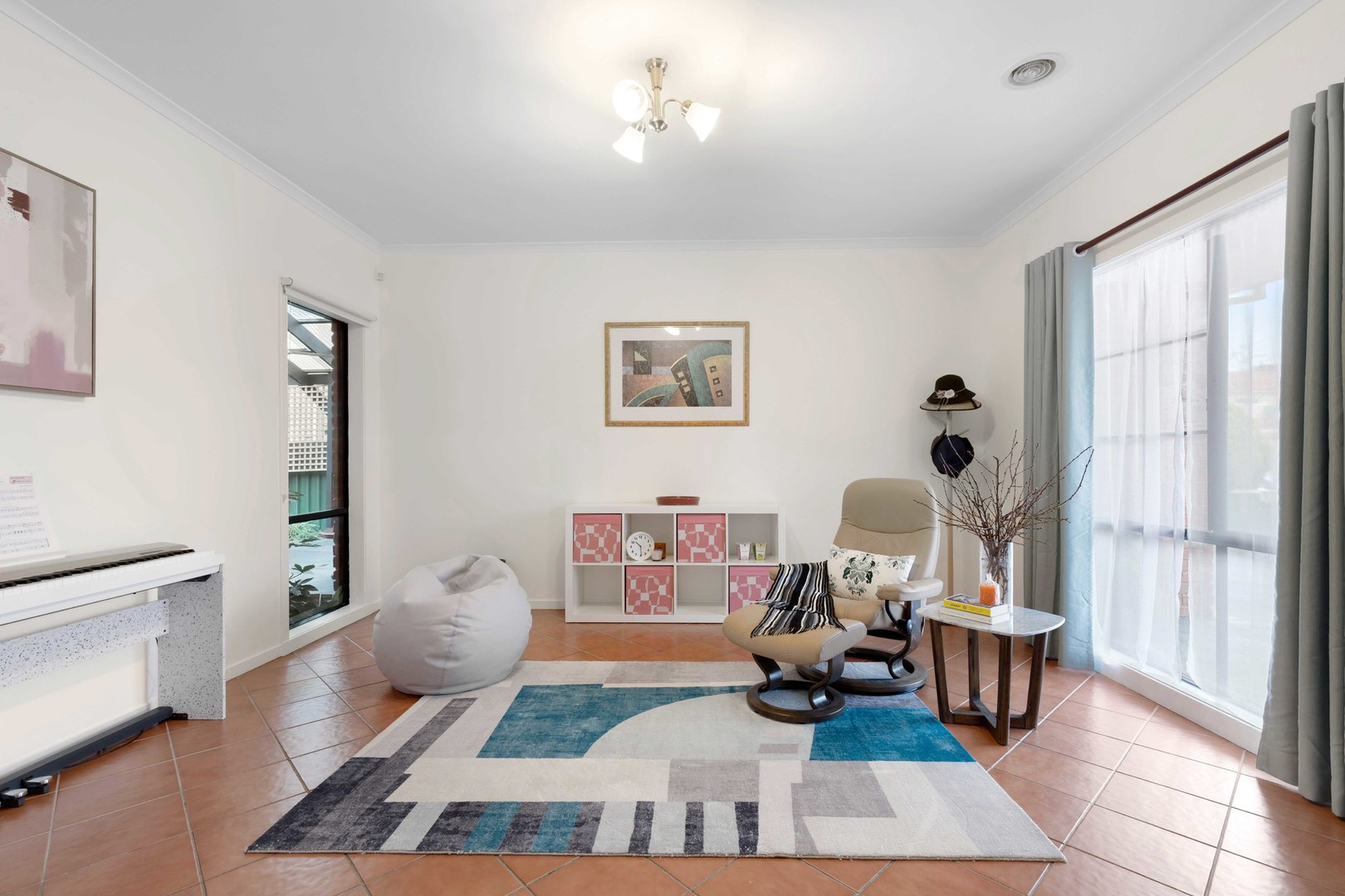 27 Marylou Court, Delahey, VIC 3037 - Thumbnail 2 - 21/06/2024