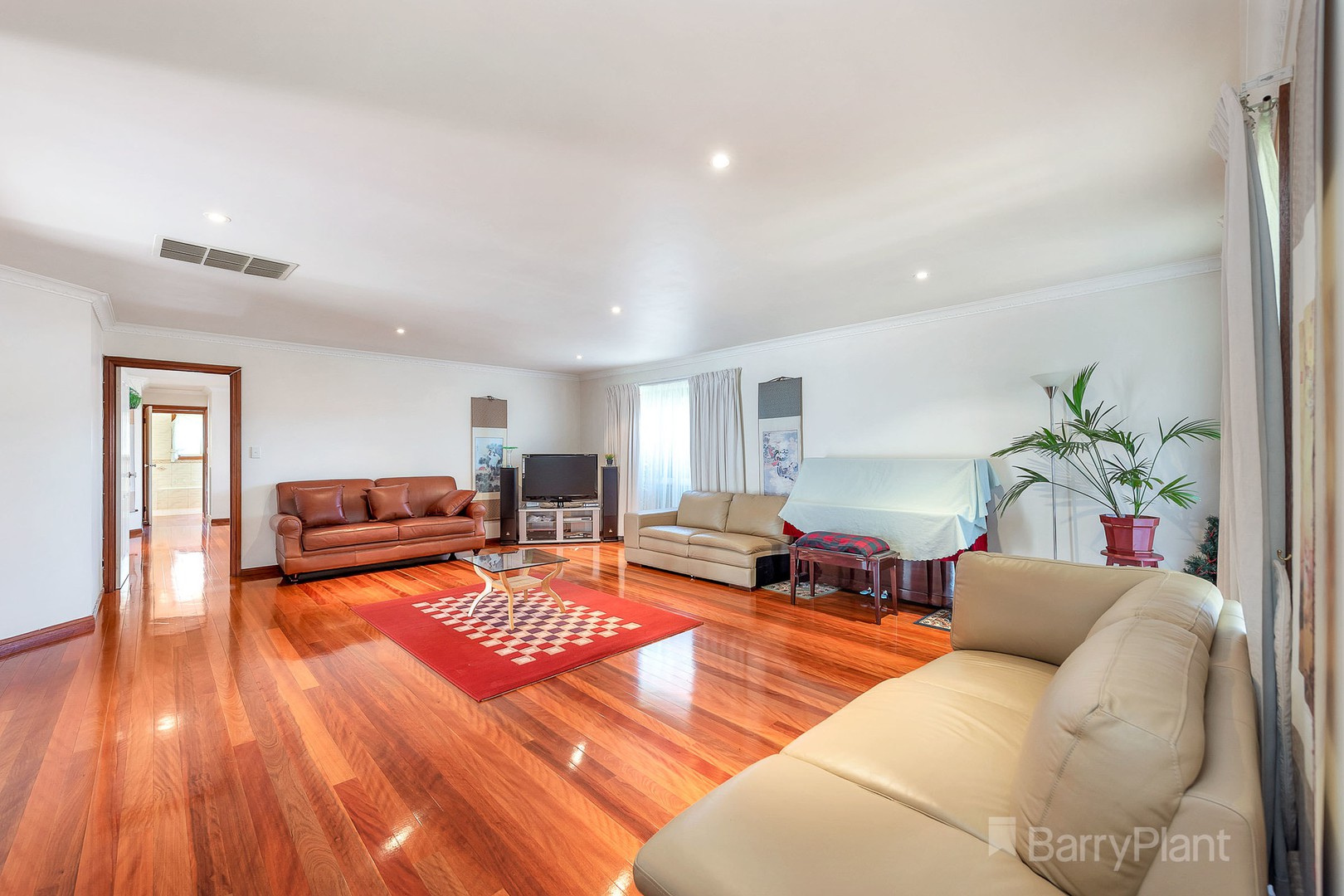 27 Murdoch Avenue, Narre Warren, VIC 3805, Narre Warren - Thumbnail 4