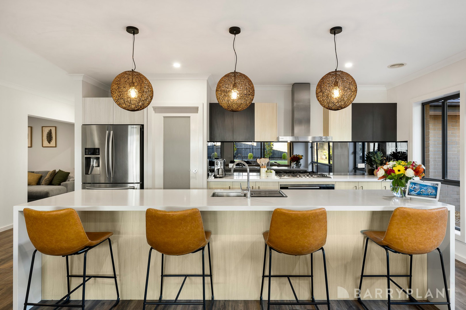 27 Nathan Court, Mooroolbark, VIC 3138 - Thumbnail 2 - 19/02/2025