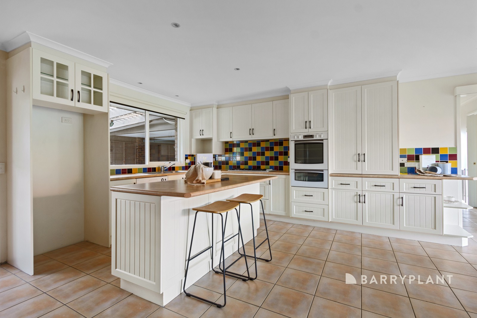 27 Newcombe Court, Wantirna South, VIC 3152, Wantirna South - Thumbnail 3