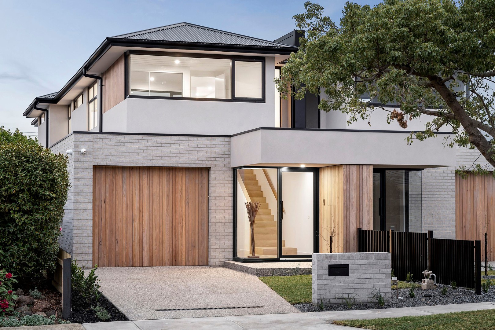 27 Nyah Street, Keilor East, VIC 3033 - Thumbnail 2 - 07/06/2023