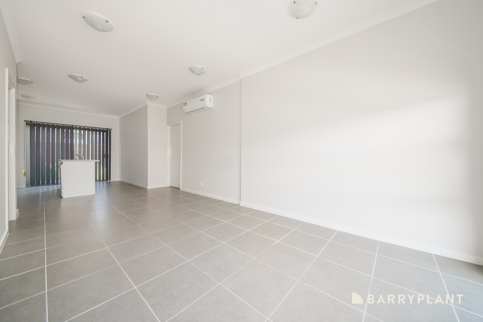 27 Onyx Crescent, Officer, VIC 3809 - Thumbnail 2 - 02/04/2026