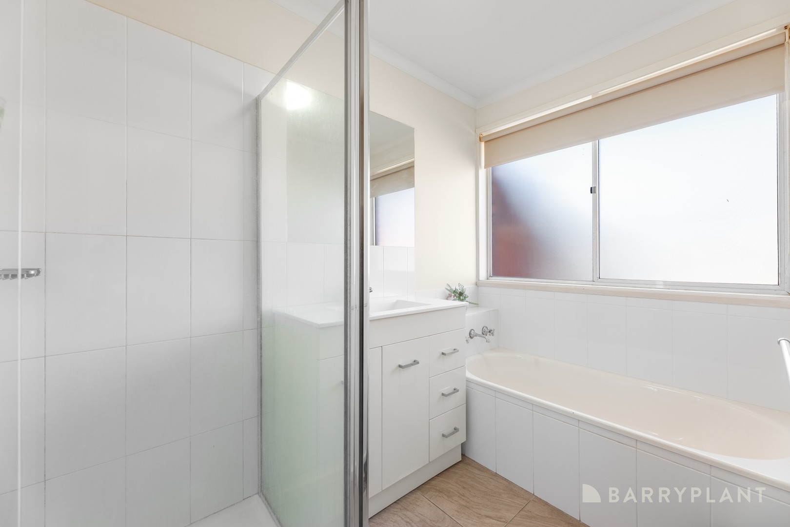 27 Parkvalley Drive, Chirnside Park, VIC 3116, Chirnside Park - Thumbnail 8