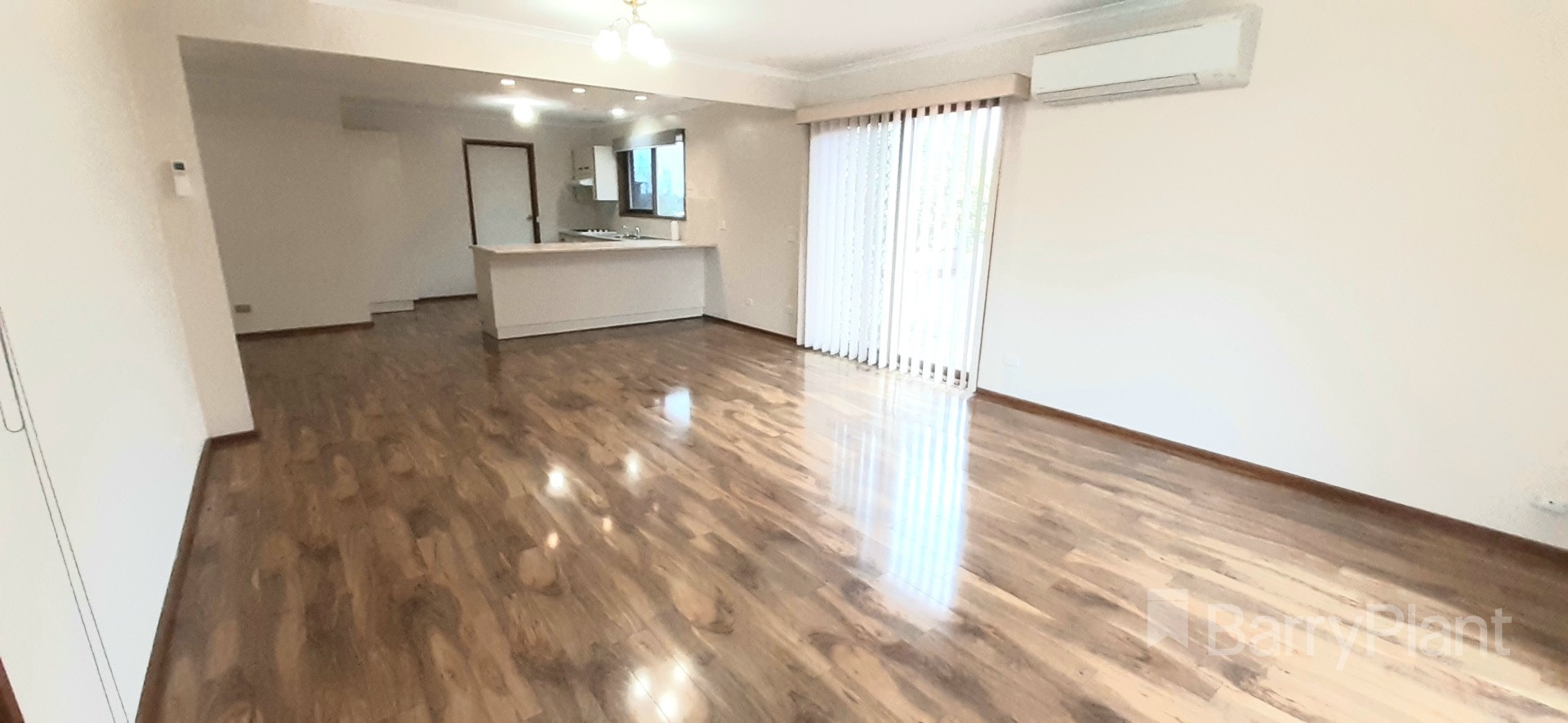 27 Pemberton Drive, Narre Warren, VIC 3805 - Thumbnail 1 - 22/09/2021