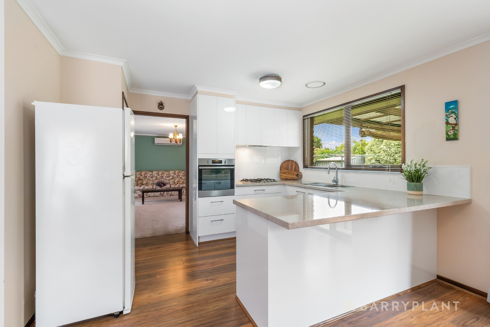 27 Quarbing Street, Werribee, VIC 3030, Werribee - Thumbnail 3
