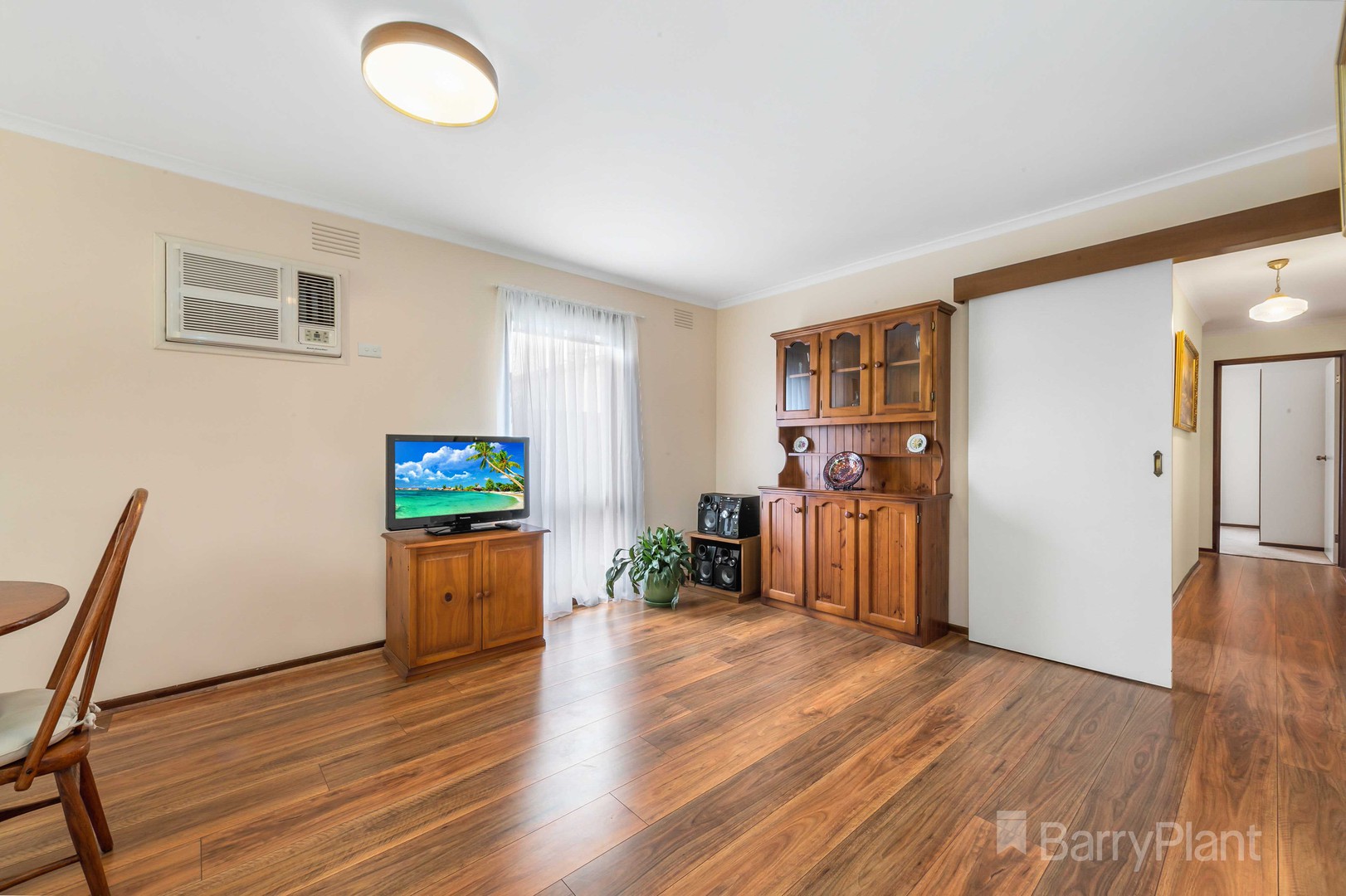 27 Quarbing  Street, Werribee, VIC 3030, Werribee - Thumbnail 4