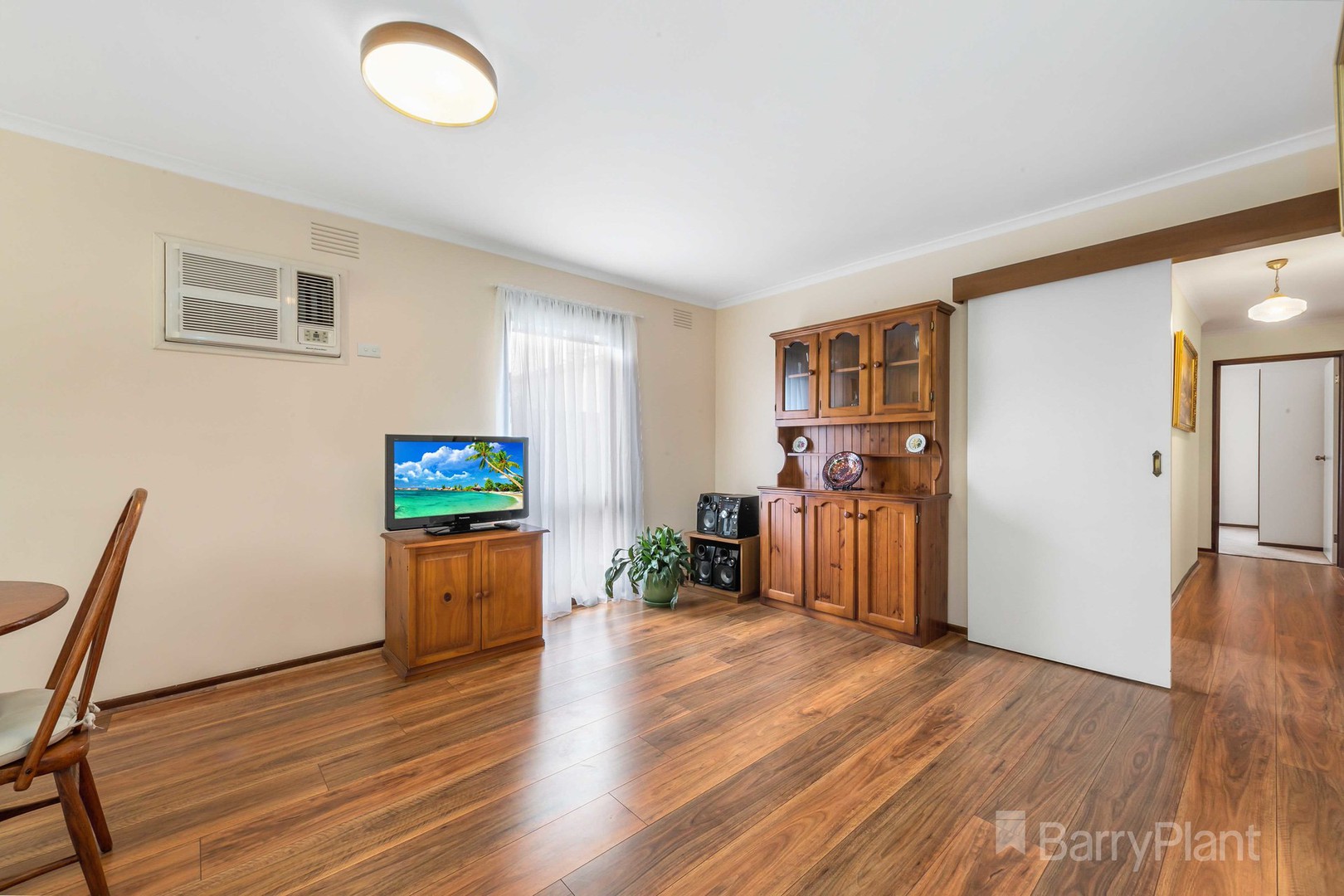27 Quarbing Street, Werribee, VIC 3030, Werribee - Thumbnail 6