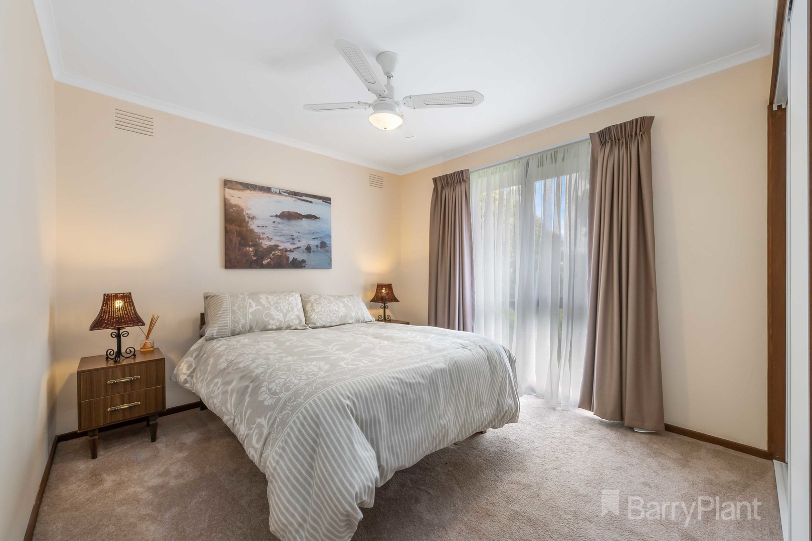 27 Quarbing Street, Werribee, VIC 3030, Werribee - Thumbnail 7