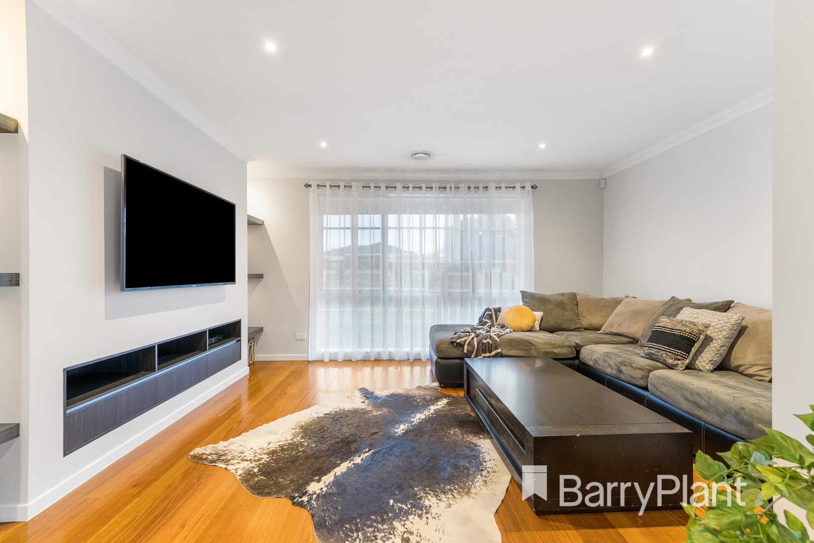 27 Ralph AvenueSt Albans, VIC 3021, St Albans - Thumbnail 4