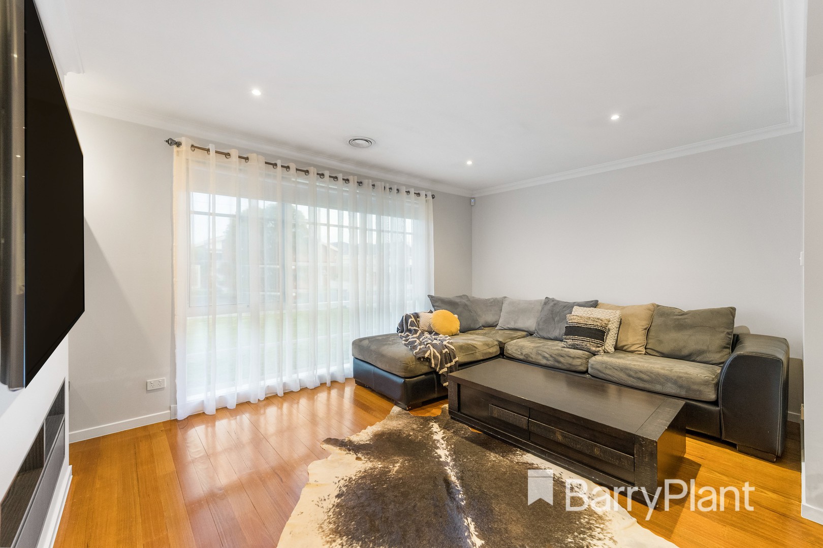 27 Ralph AvenueSt Albans, VIC 3021, St Albans - Thumbnail 5