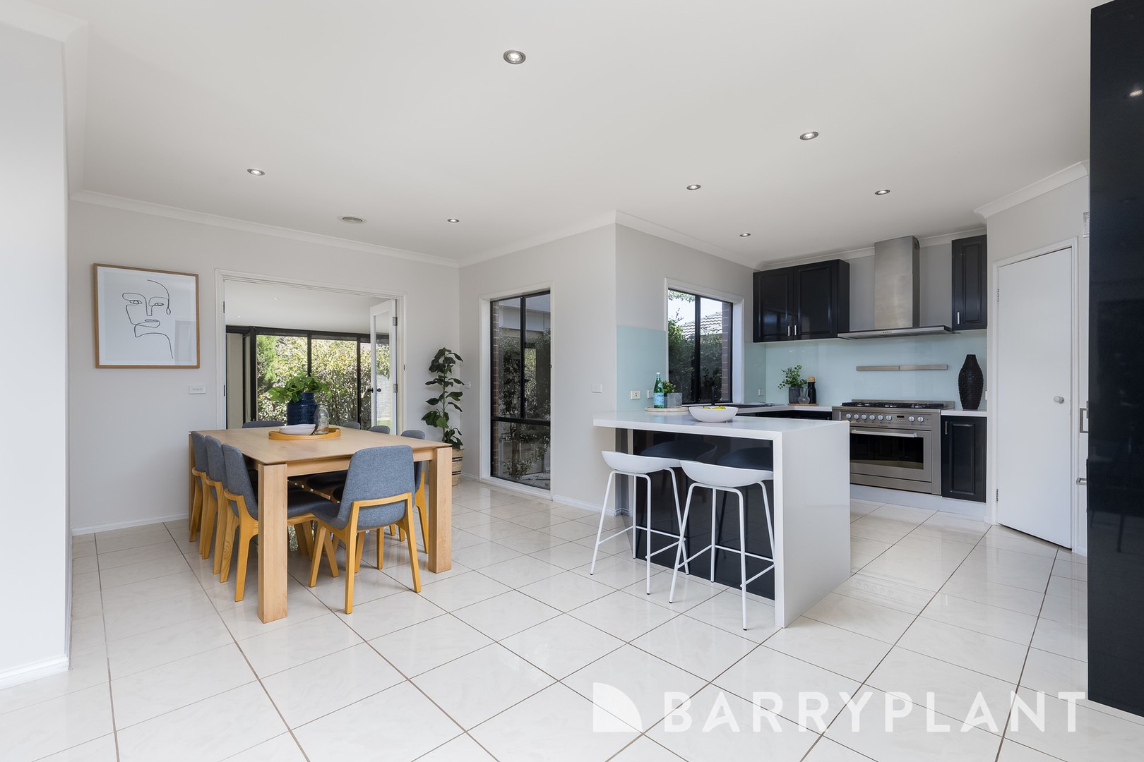 27 Ravello Circuit, Point Cook, VIC 3030, Point Cook - Thumbnail 5