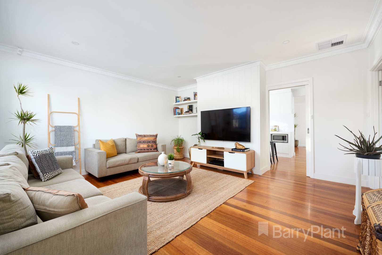 27 Ray Street, Dandenong, VIC 3175 - Thumbnail 2 - 15/08/2022