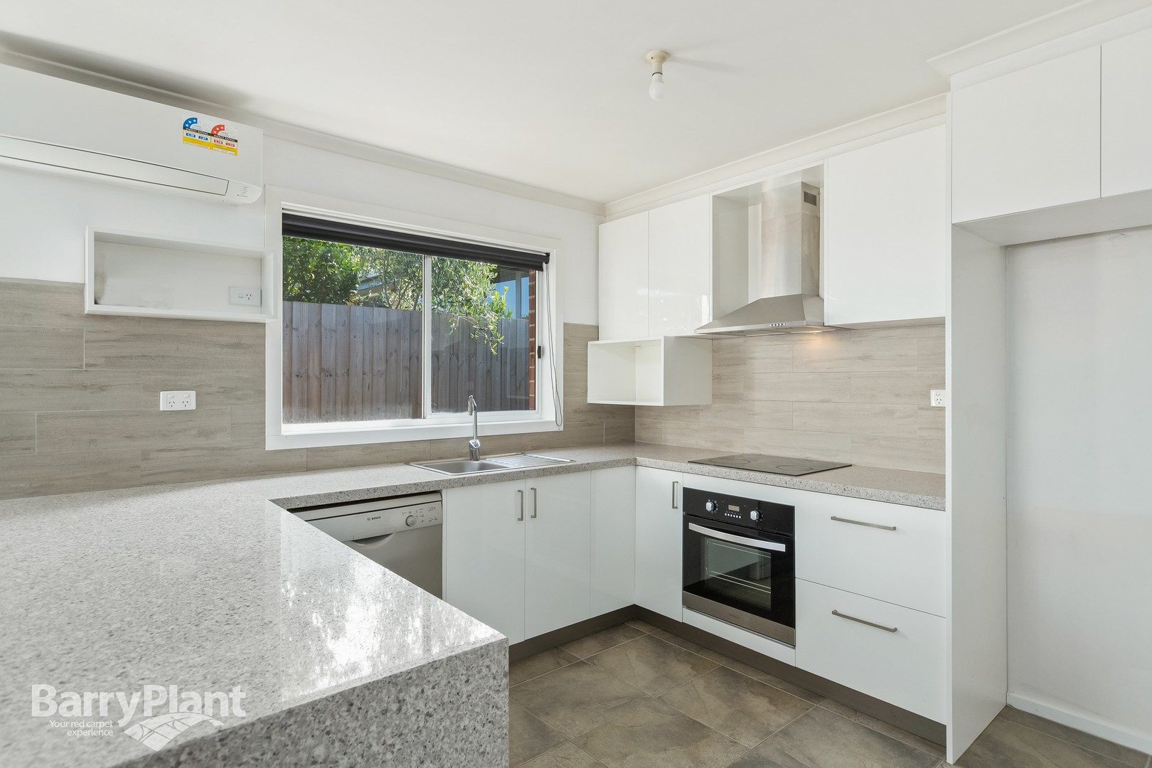 27 Raymond Street, Seaford, VIC 3198, Seaford - Thumbnail 7