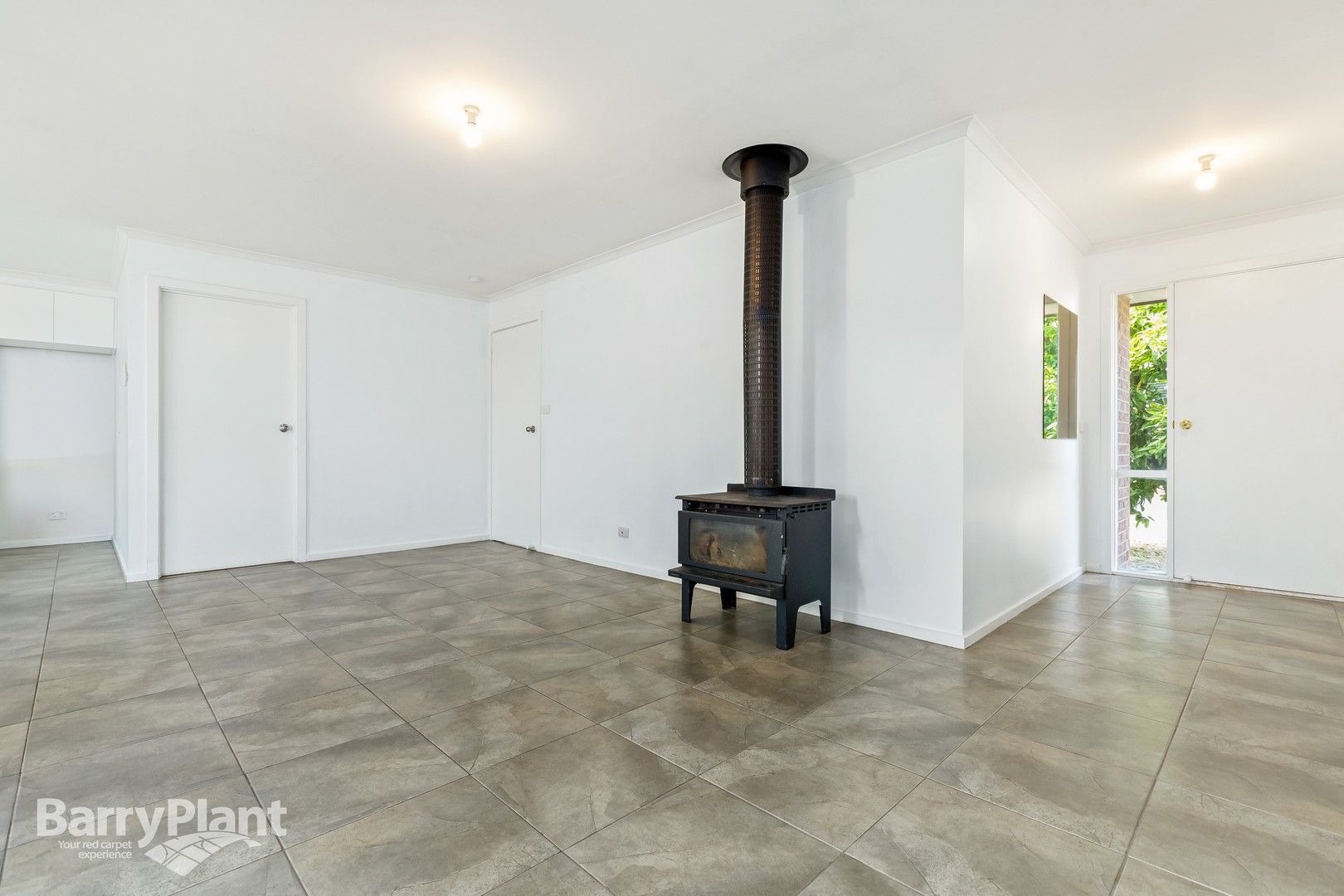 27 Raymond Street, Seaford, VIC 3198, Seaford - Thumbnail 3