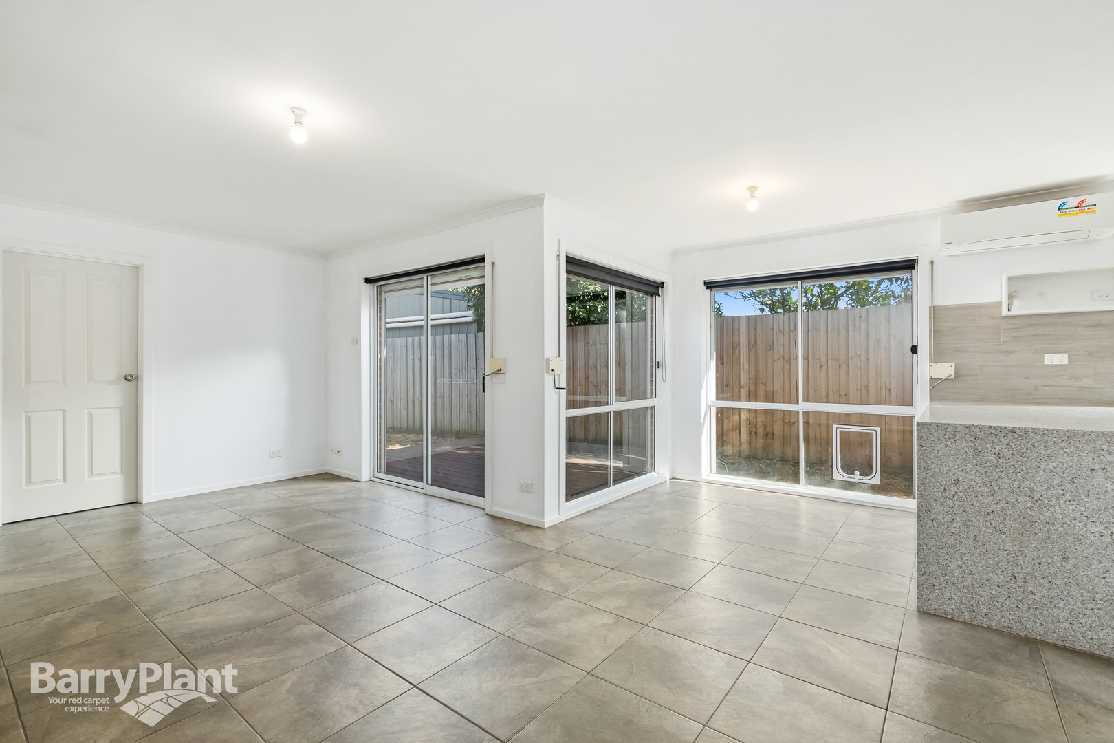 27 Raymond Street, Seaford, VIC 3198, Seaford - Thumbnail 4