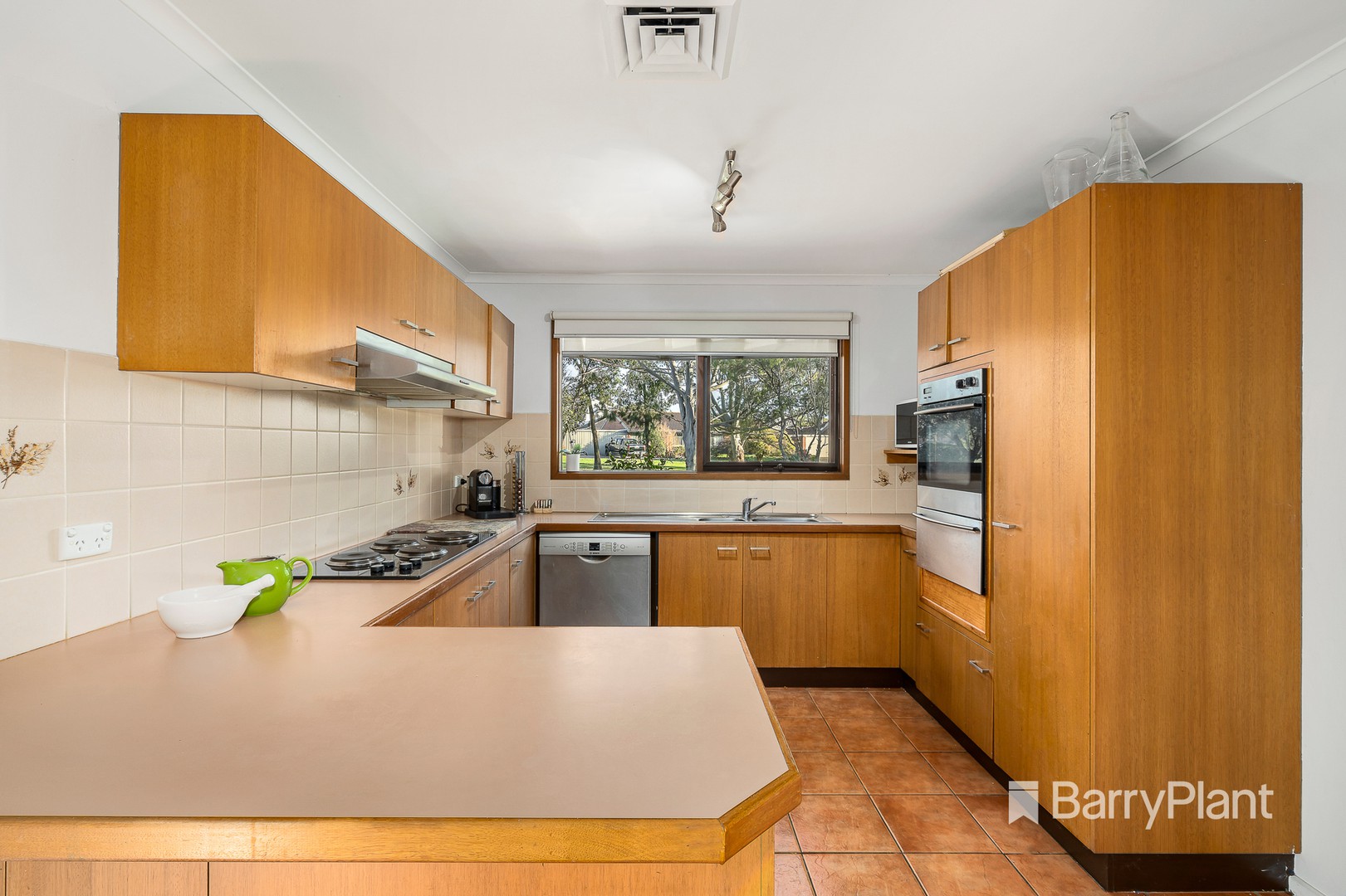 27 Ridder Court, Dingley Village, VIC 3172, Dingley Village - Thumbnail 3