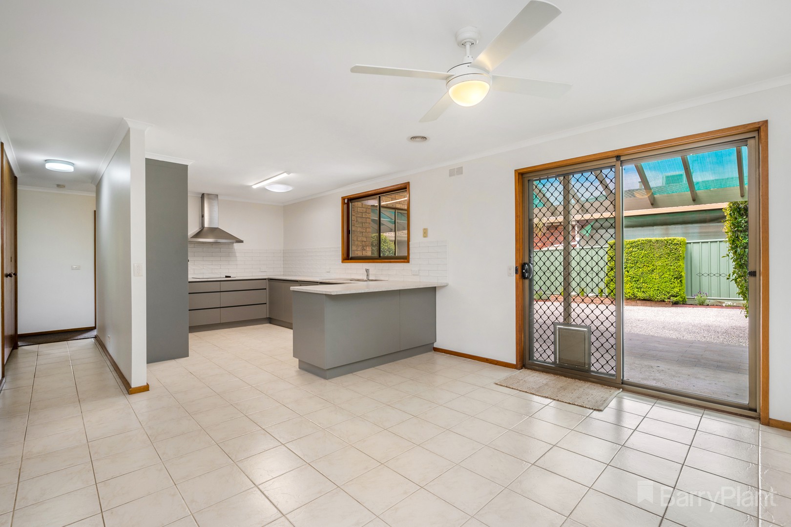 27 Ridgeway Crescent, Kennington, VIC 3550, Kennington - Thumbnail 2