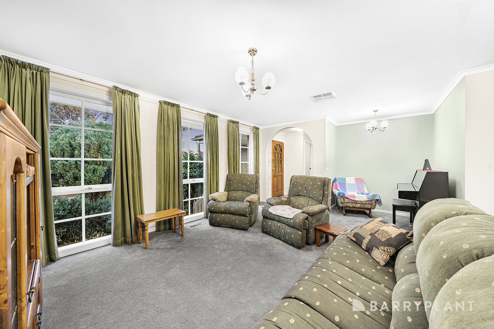 27 Rolloway Rise, Chirnside Park, VIC 3116, Chirnside Park - Thumbnail 4