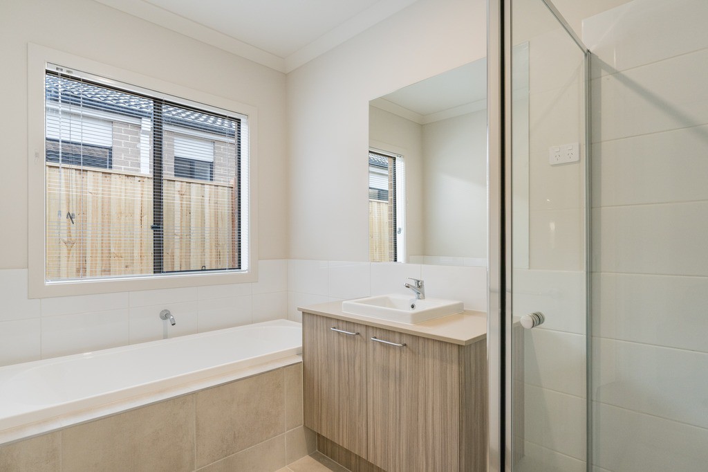 27 Rowands Street, Mount Duneed, VIC 3217, Mount Duneed - Thumbnail 7
