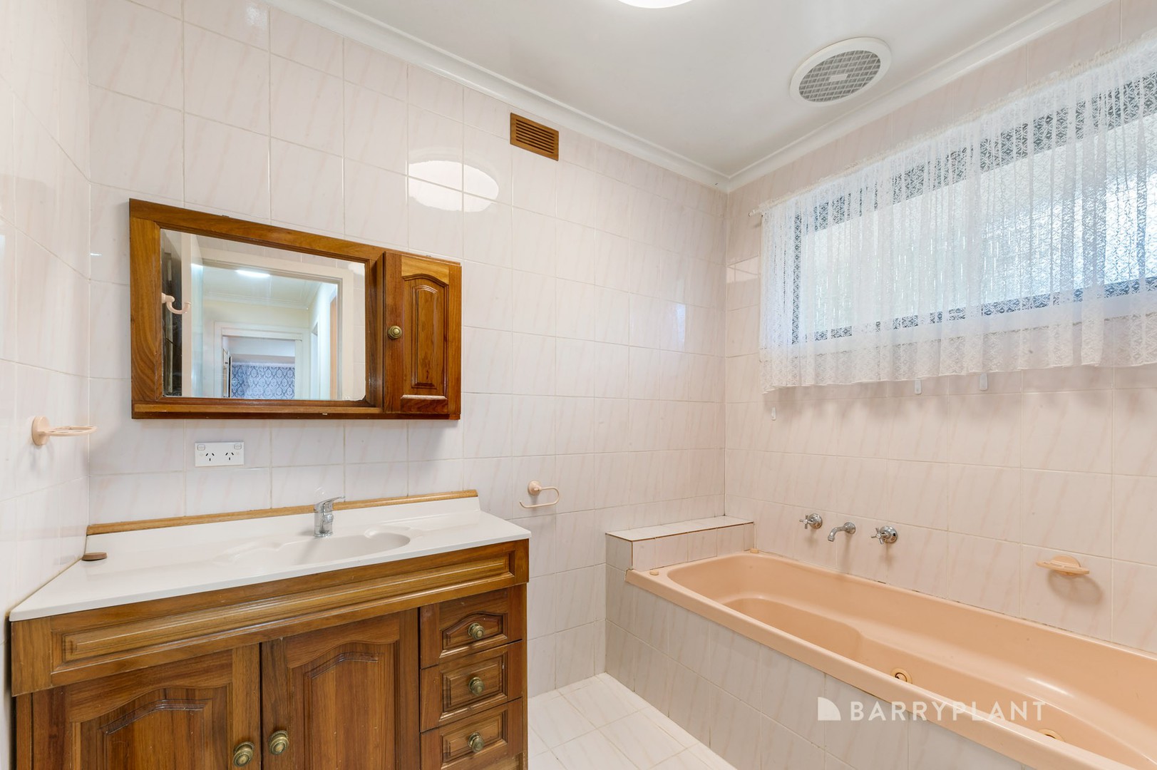27 Rubicon Crescent, Doncaster, VIC 3108, Doncaster - Thumbnail 5