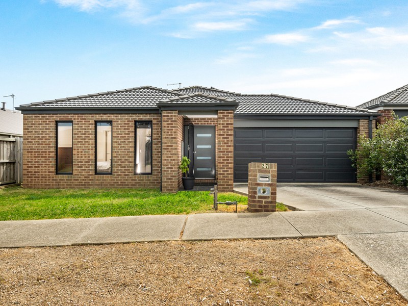 27 Shoaling Drive, Leopold, VIC 3224 - Image - 04/11/2025