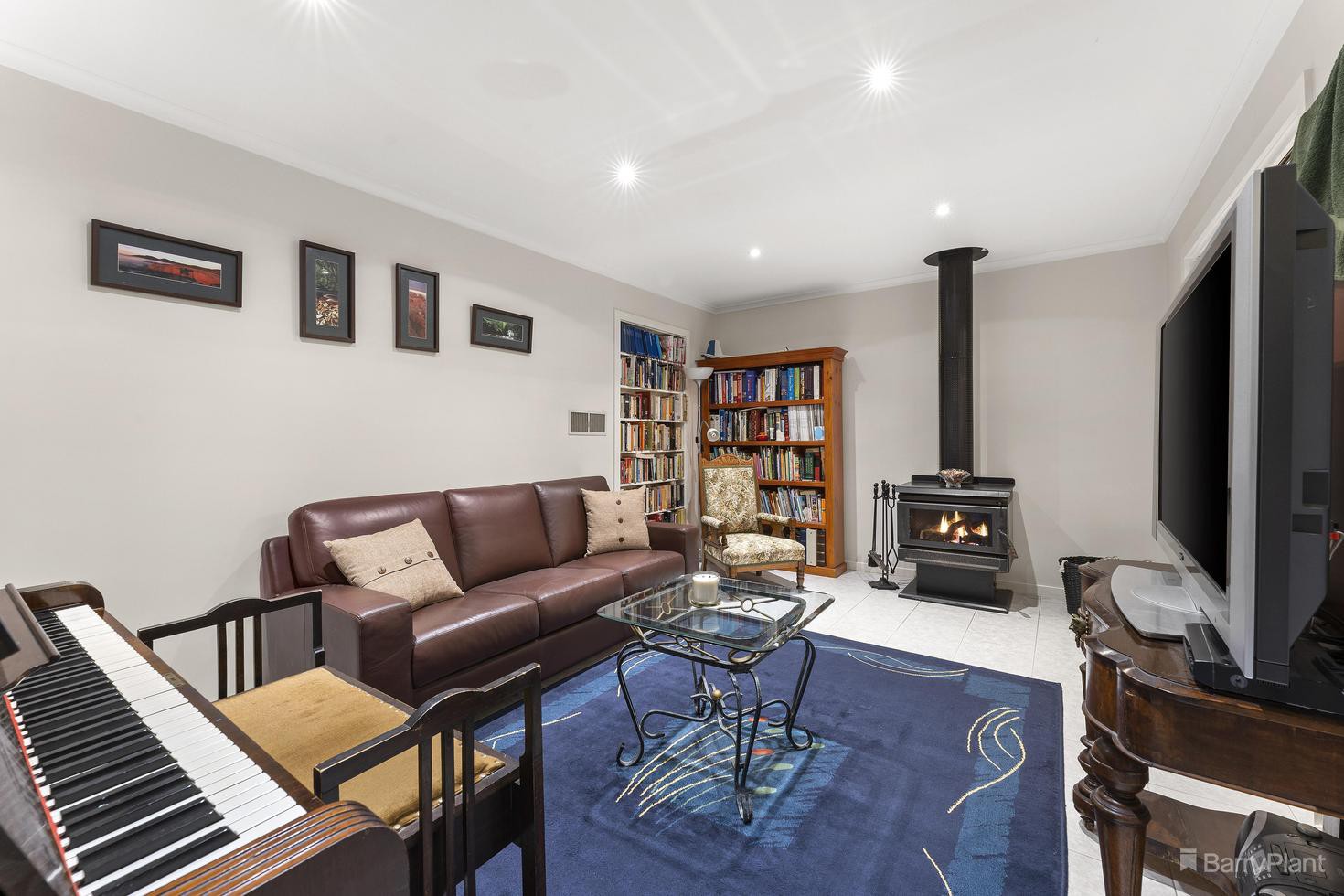 27 Somerleigh Crescent, Greensborough, VIC 3088, Greensborough - Thumbnail 6