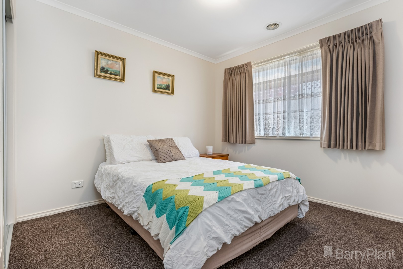27 Sovereign Gardens, Kangaroo Flat, VIC 3555, Kangaroo Flat - Thumbnail 5