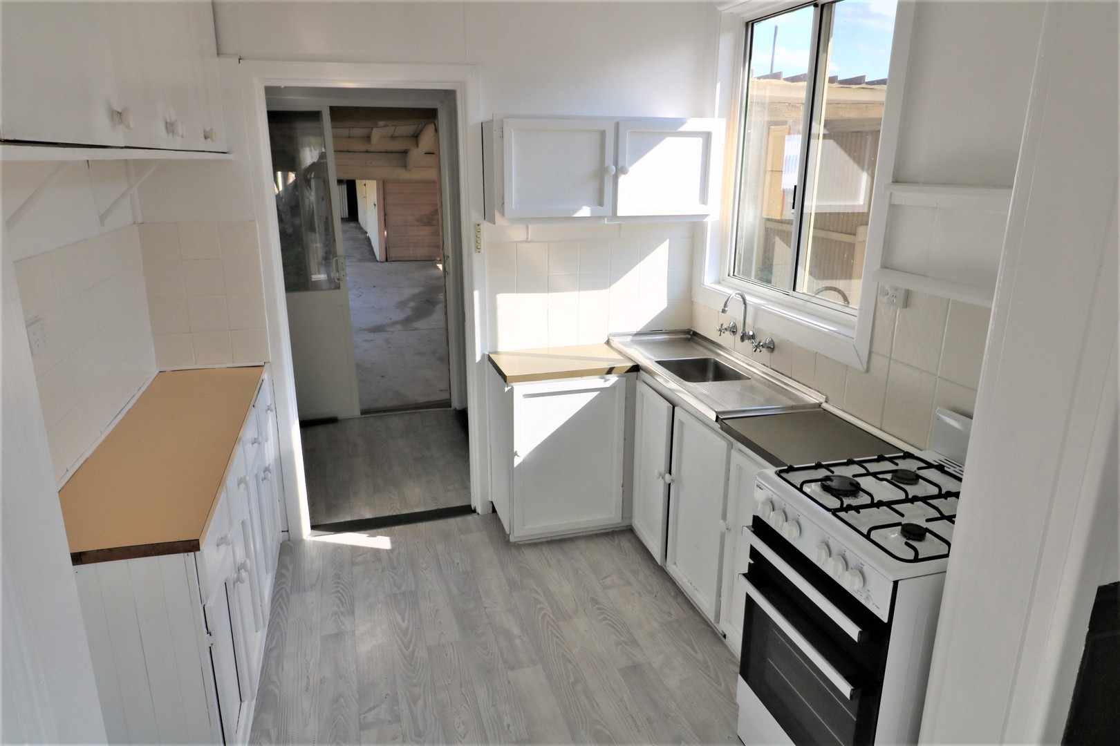 27 Spruhan Avenue, Norlane, VIC 3214, Norlane - Thumbnail 3