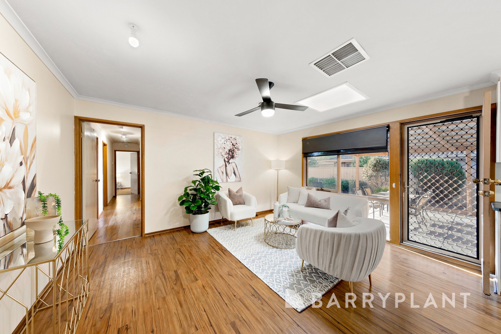 27 Stagecoach Crescent, Sydenham, VIC 3037, Sydenham - Thumbnail 3