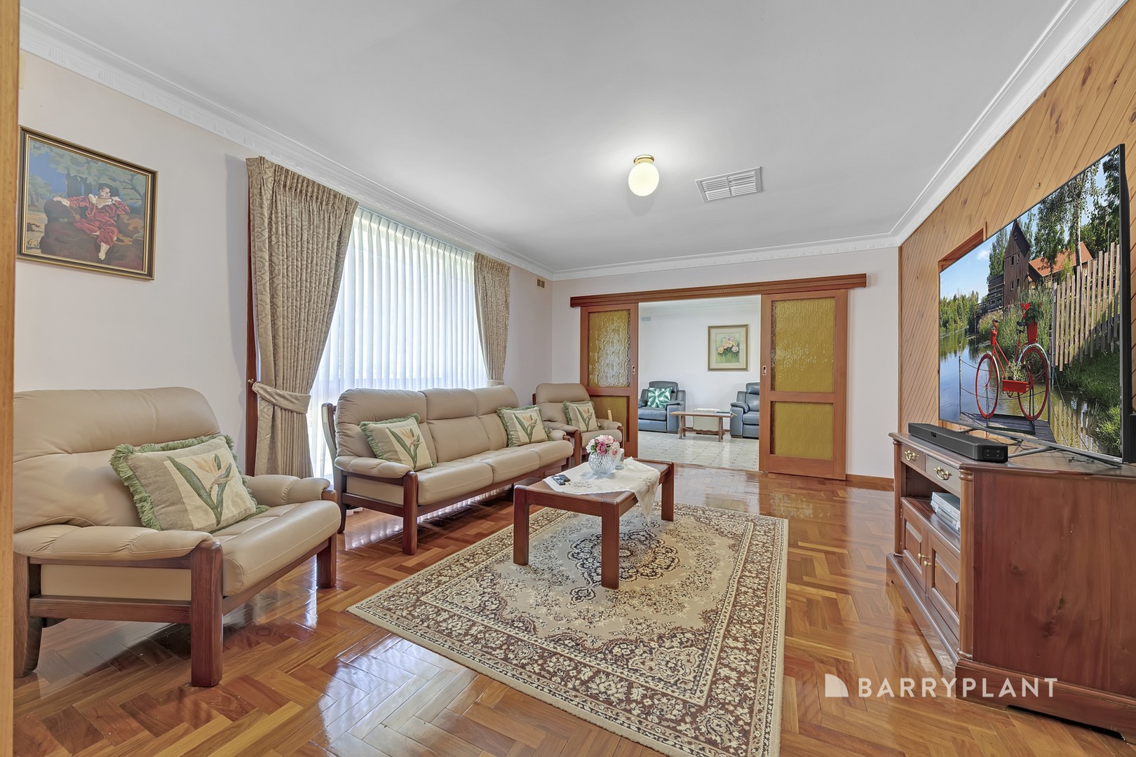 27 Statesman Crescent, Mill Park, VIC 3082, Mill Park - Thumbnail 3
