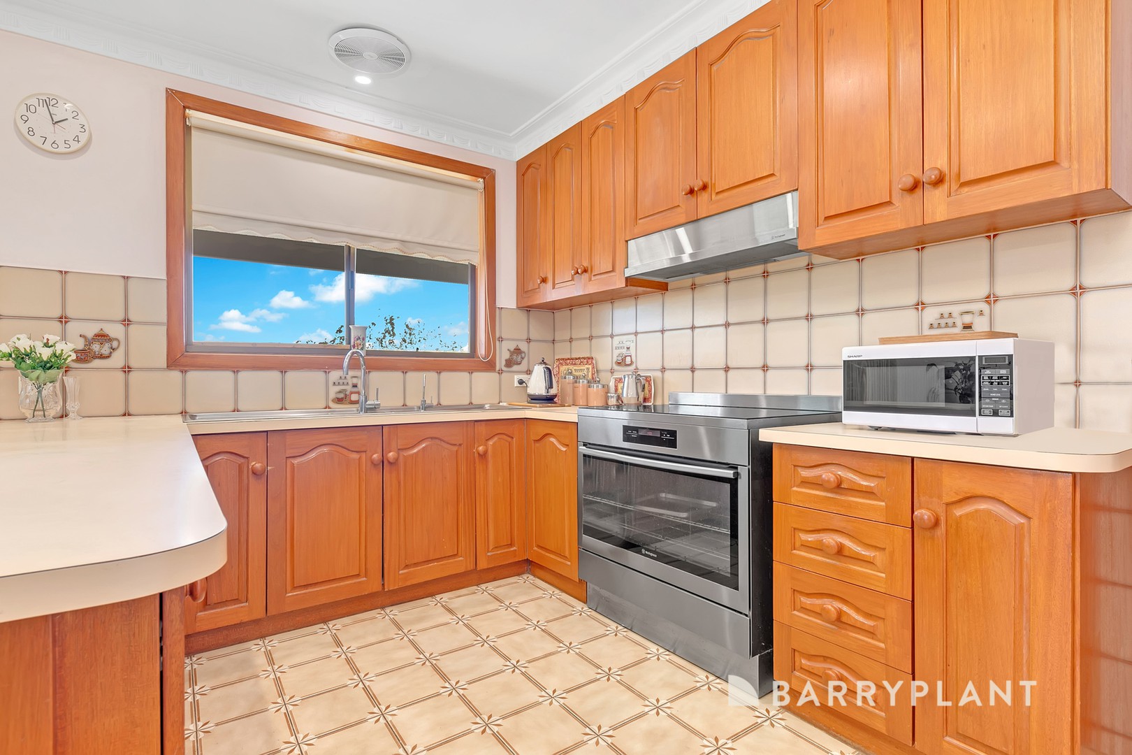 27 Statesman Crescent, Mill Park, VIC 3082, Mill Park - Thumbnail 6