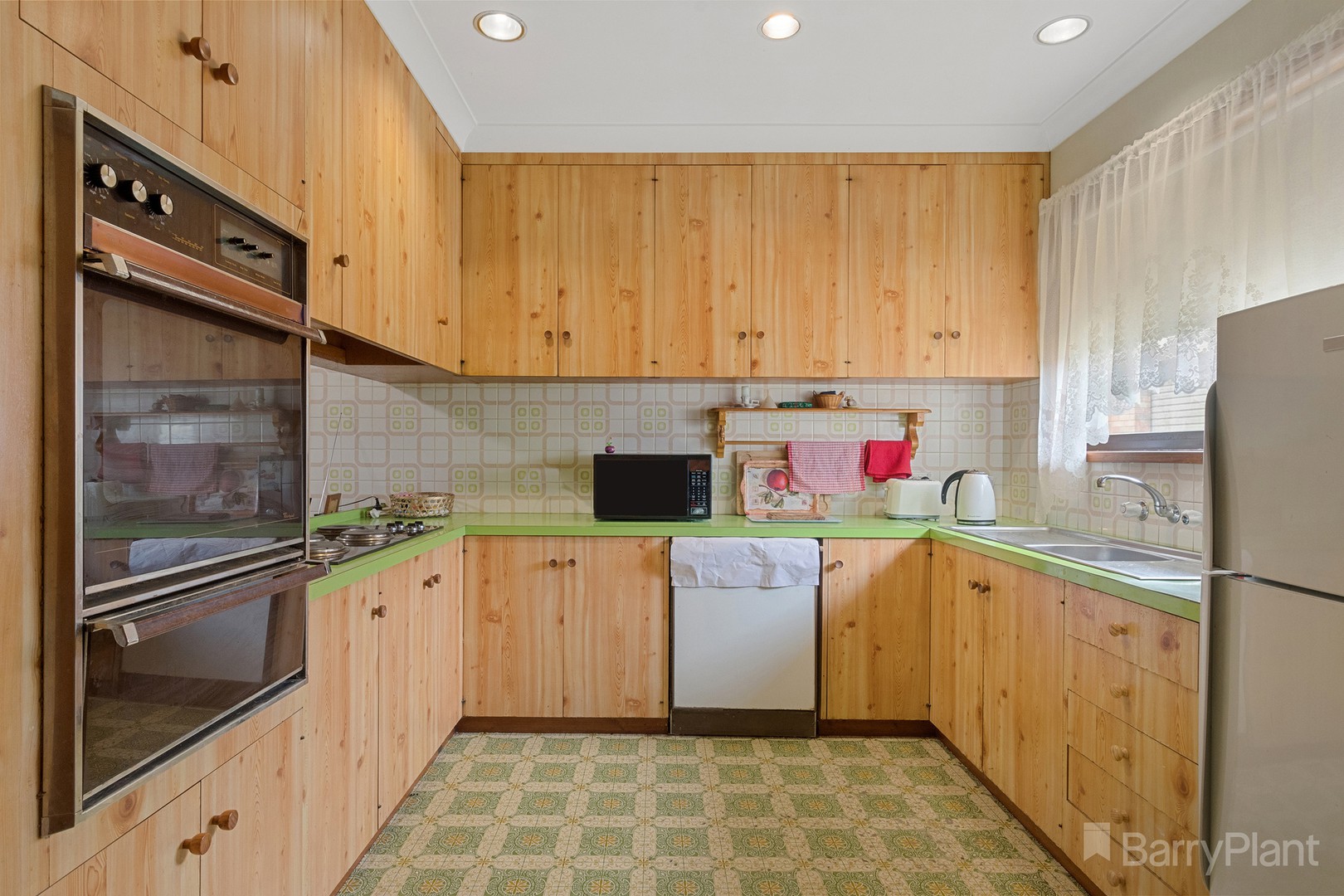 27 Sydenham AvenueNorth Bendigo, VIC 3550, North Bendigo - Thumbnail 2