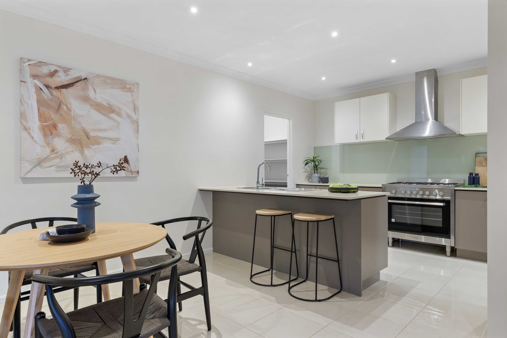 27 Synergy Court, Taylors Hill, VIC 3037, Taylors Hill - Thumbnail 3
