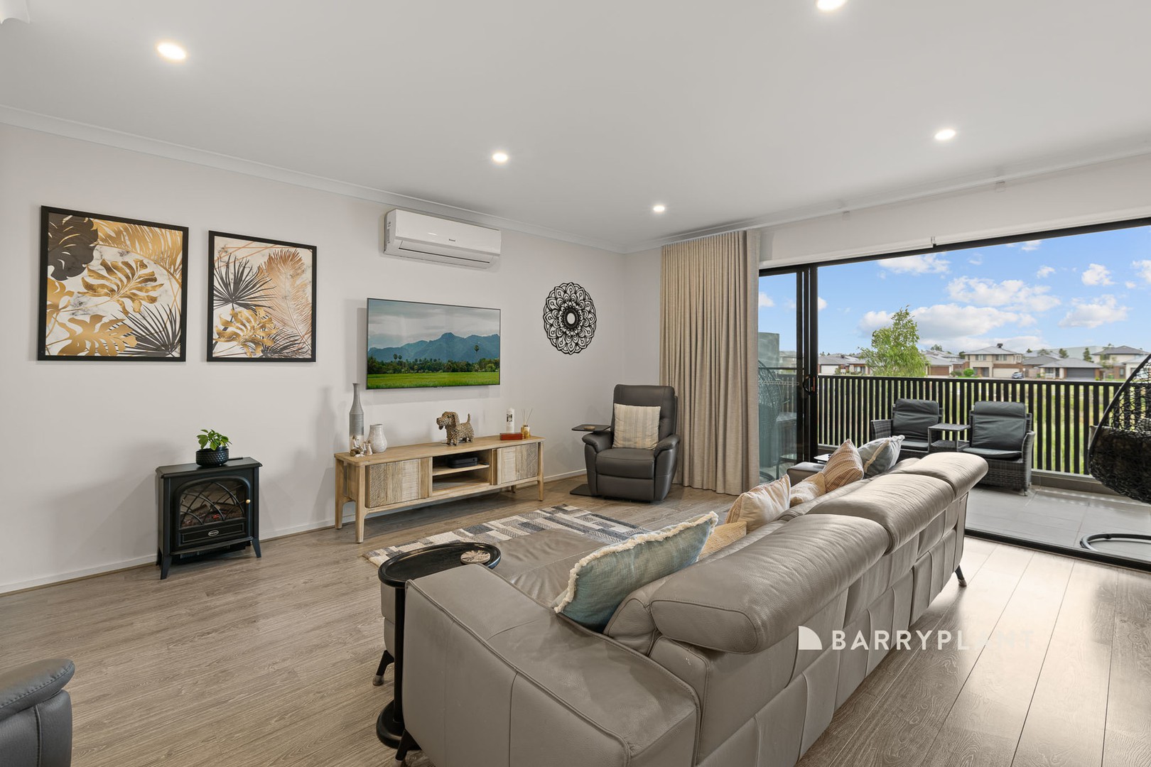 27 Tagore Walk, Officer, VIC 3809, Officer - Thumbnail 7