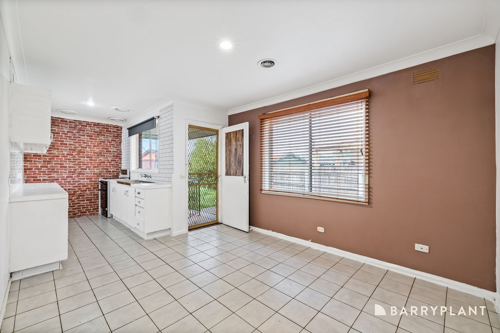 27 Talintyre Road, Sunshine West, VIC 3020, Sunshine West - Thumbnail 3