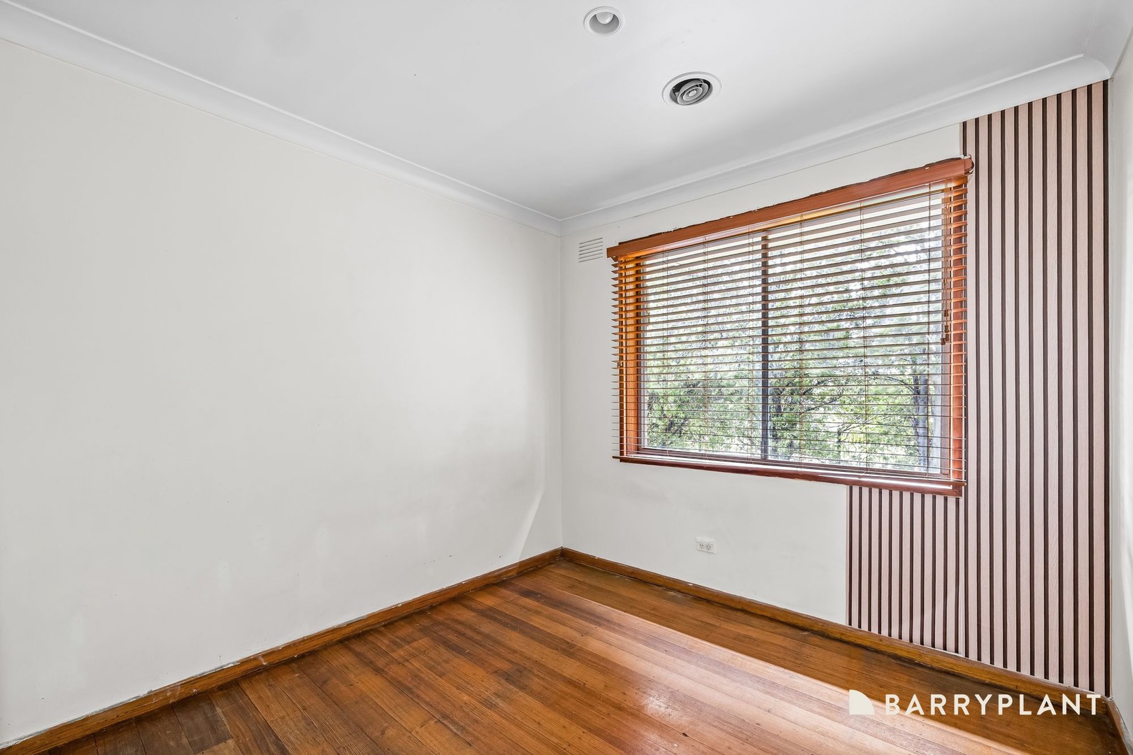 27 Talintyre Road, Sunshine West, VIC 3020, Sunshine West - Thumbnail 7