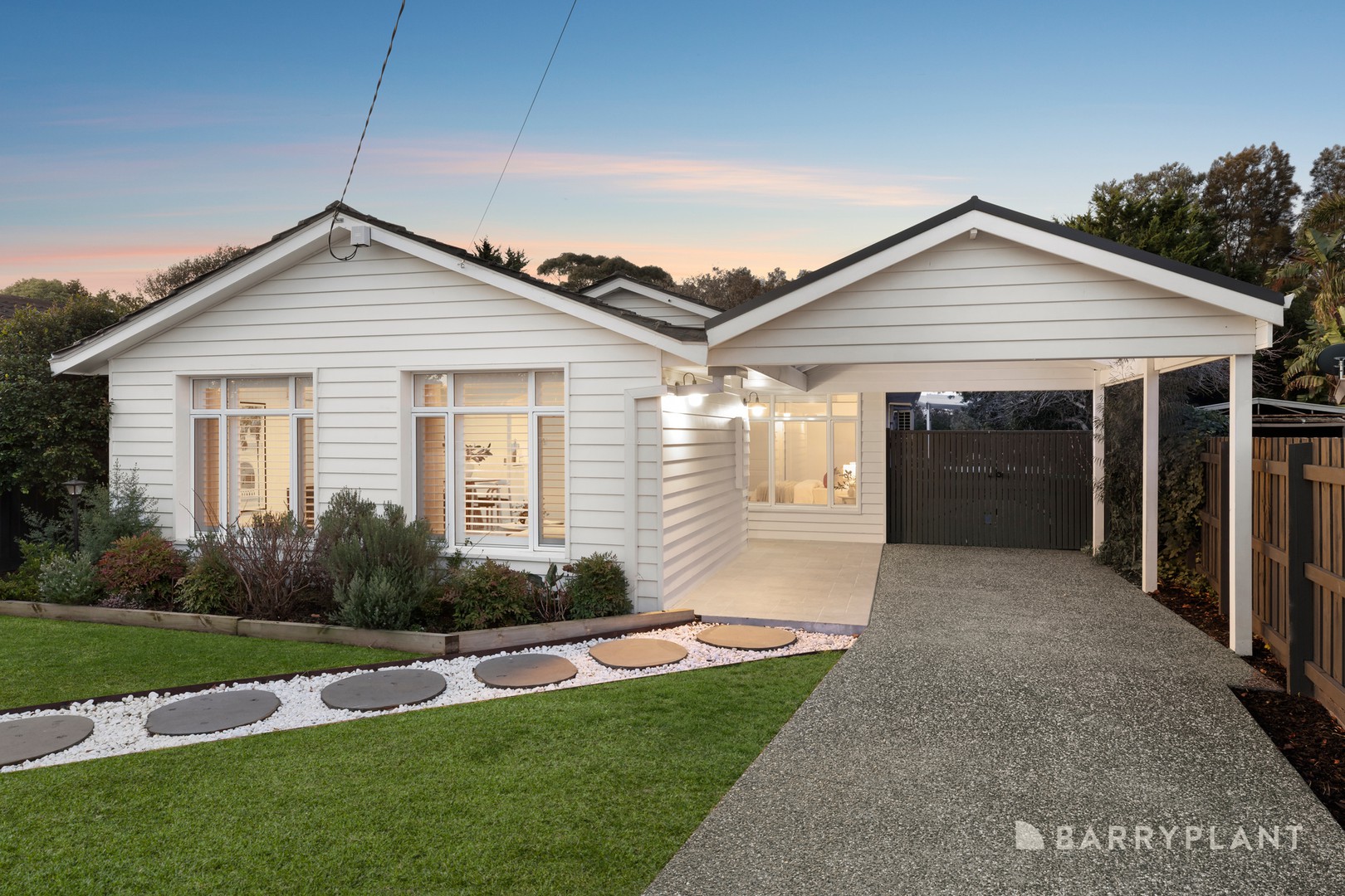 27 Tarongo Drive, Aspendale, VIC 3195 - Thumbnail 2 - 14/08/2025