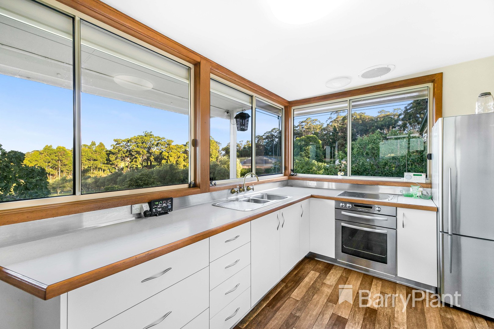 27 The Wridgeway, Mount Evelyn, VIC 3796, Mount Evelyn - Thumbnail 4