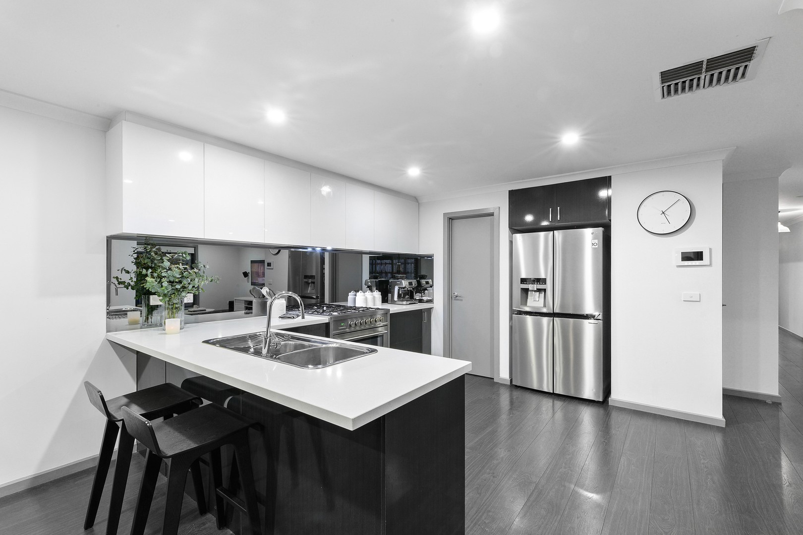 27 Timele Drive, Hillside, VIC 3037, Hillside - Thumbnail 6