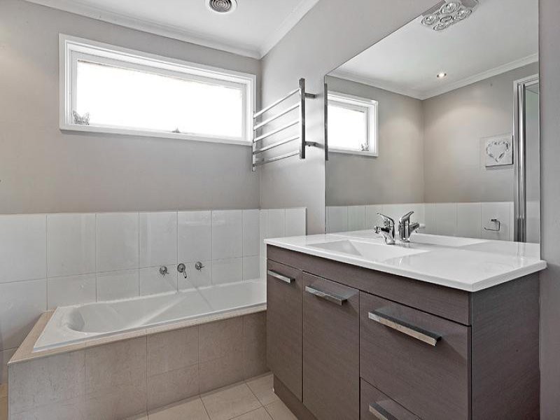 27 Valkyrie Crescent, Ringwood, VIC 3134, Ringwood - Thumbnail 6