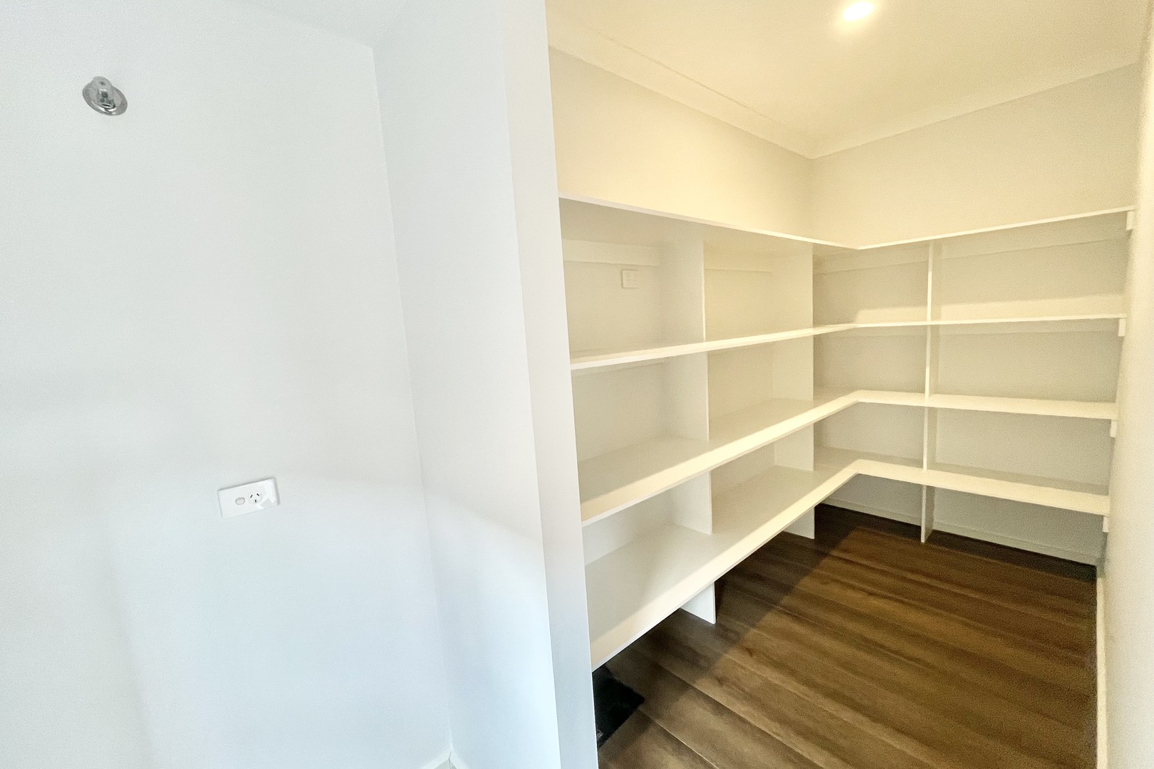 27 Verona Crescent, Fraser Rise, VIC 3336, Fraser Rise - Thumbnail 6