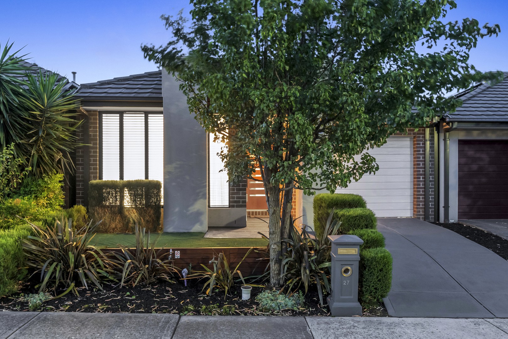 27 Viewside Crescent Craigieburn Vic undefined, Craigieburn - Image 1
