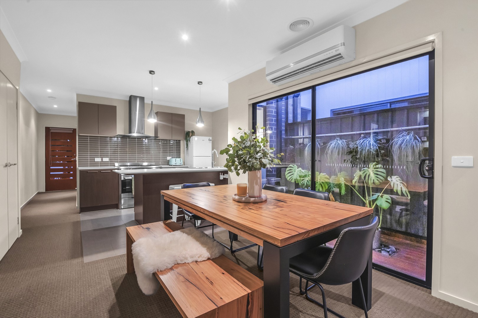 27 Viewside Crescent Craigieburn Vic undefined, Craigieburn - Thumbnail 5