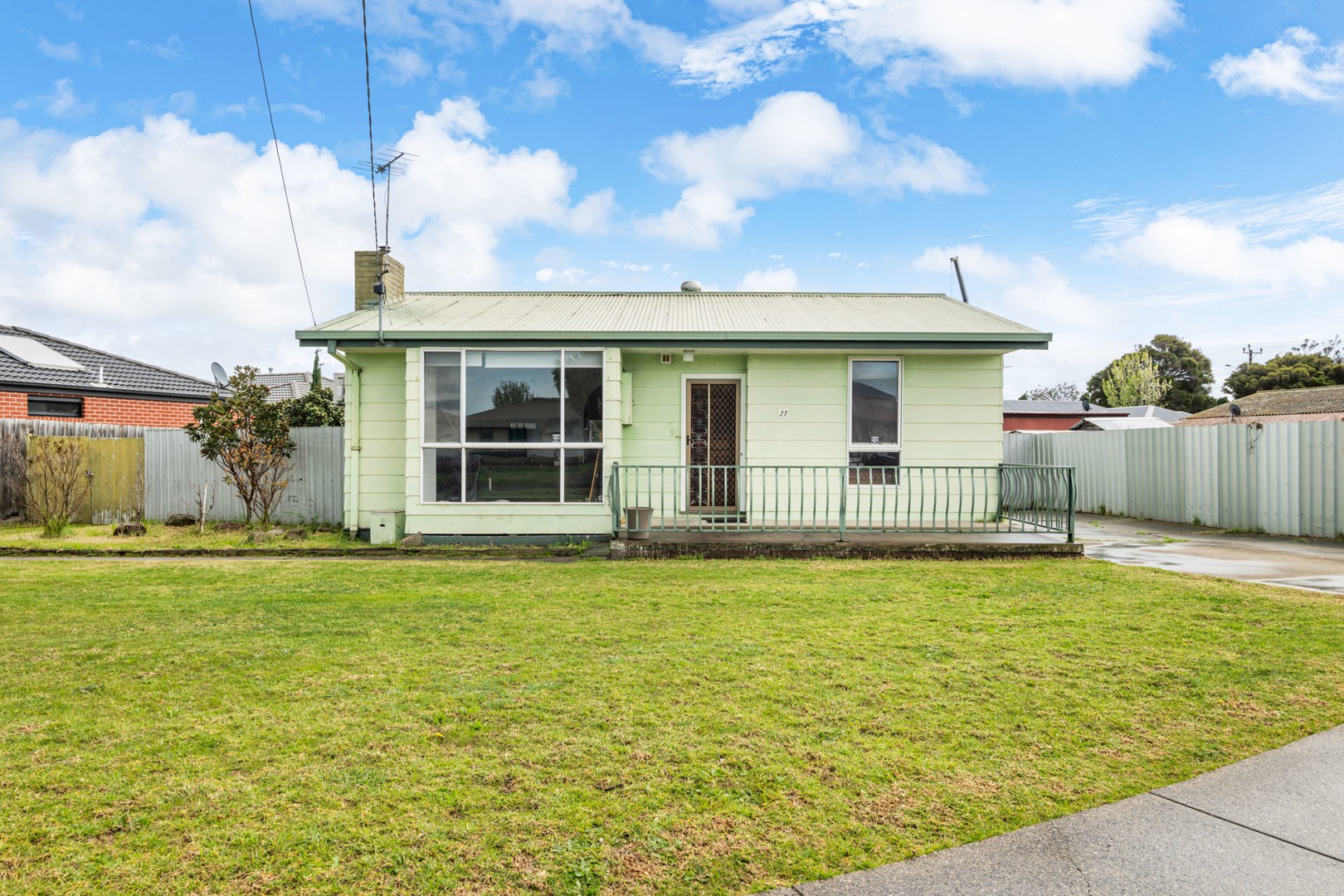 27 Warrawee Avenue, Norlane, VIC 3214 - Thumbnail 2 - 25/09/2025