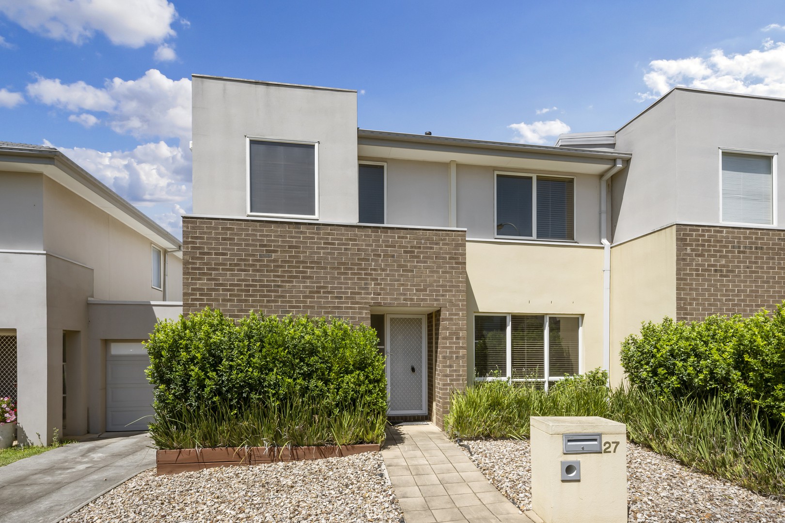 27 Wentworth Drive, Taylors Lakes, VIC 3038